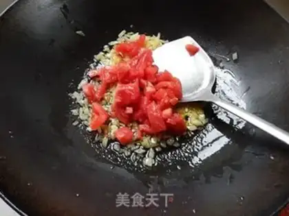 Make Tomato beef sauce step 5