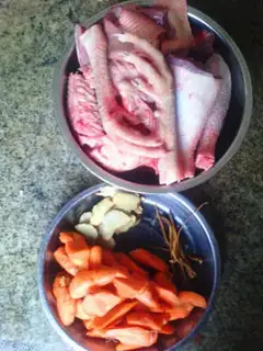 Make Carrot beer and chicken stew step 0