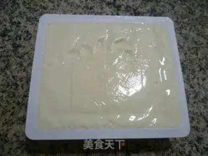 Make Spice crab-flavored tofu step 2