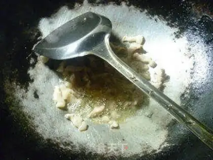 Make Spice crab-flavored tofu step 4