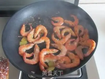 Make Sweet, spicy shrimp tofu step 1