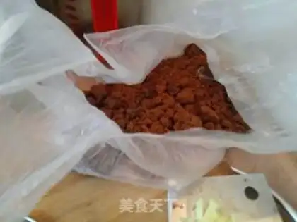 Make The red sugar and ginger date warms up step 1