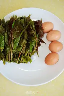 Make Eggs from the fragrance stand step 0