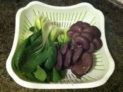 Make Pink mushrooms step 0