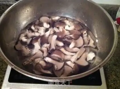 Make Pink mushrooms step 1