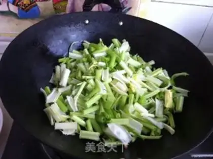 Make Celery fried sausage step 4