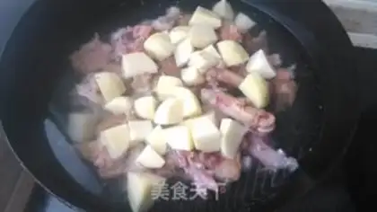 Make Pig hoof potatoes step 4