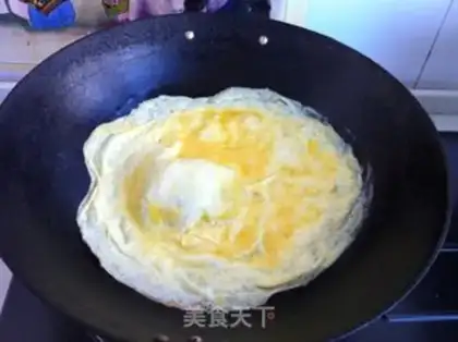 Make Shrimp fried eggs step 3