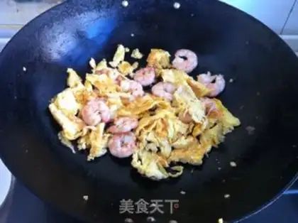 Make Shrimp fried eggs step 8