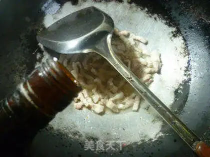 Make Pork fried green beans step 3