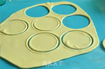 Make Mini pizza step 4