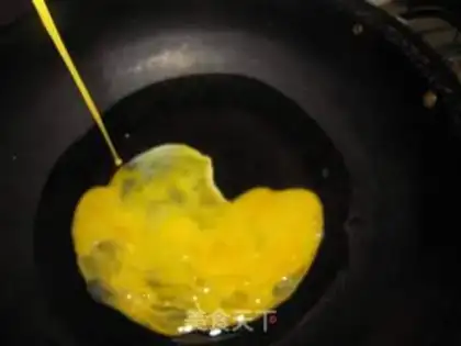 Make Five eggs of fried rice step 5