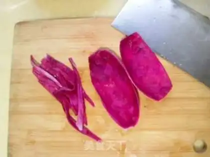 Make Frozen dragon-fruit step 1