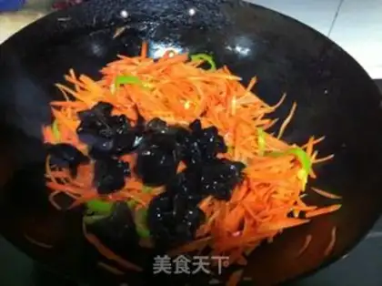 Make Carrot, wood, eggs step 6