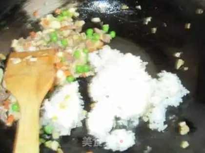 Make Five eggs of fried rice step 12