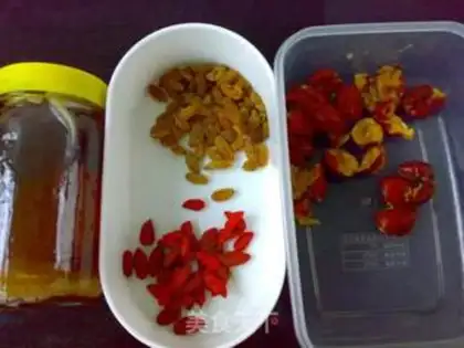 Make Red grape honey tea step 0