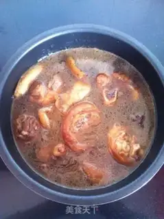 Make Red burning of pigs