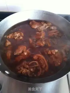 Make Red burning of pigs