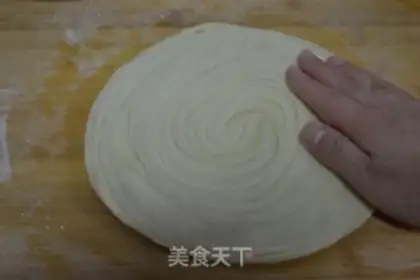 Make Hand grab cake step 12
