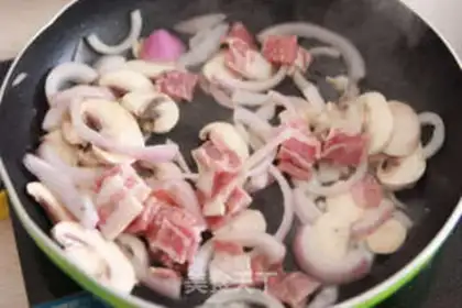 Make Bacon pasta step 2