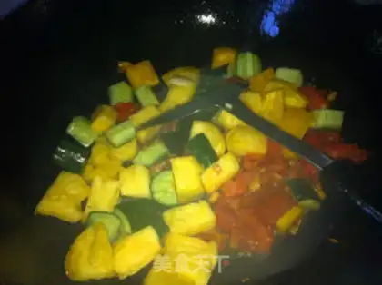 Make Tomato fried pineapple step 3