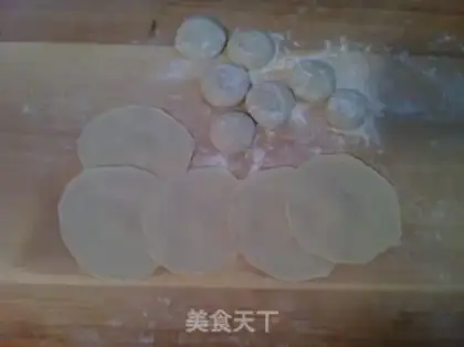 Make Cream cabbage and egg dumplings step 4