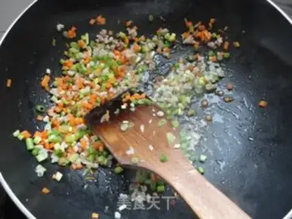Make Cheese sauce and noodles step 6