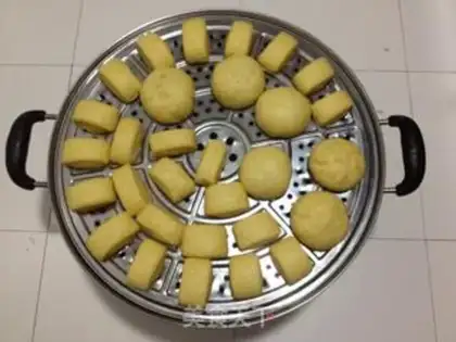 Make Barley corn buns step 3
