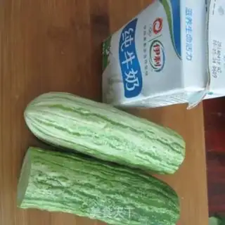 Make Cucumber milk juice step 1