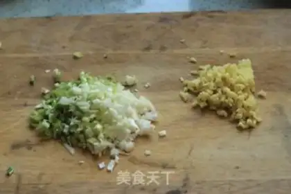 Make HOMEMADE XO SAUCE step 5
