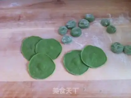 Make Eggs, shrimp, jade dumplings step 7