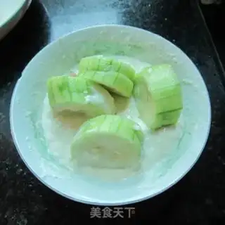 Make Fried melon box step 4