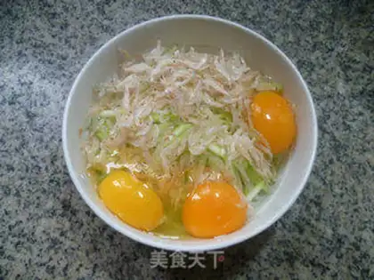 Make Shrimp skins and eggs step 3