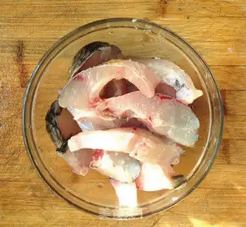 Make Spicy fish step 1