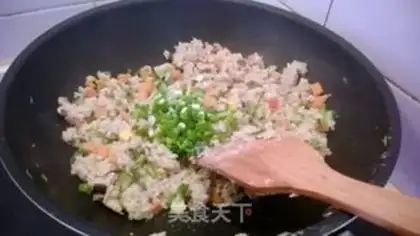 Make Five-colour salad, fried rice step 5