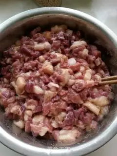 Make Taiwan-style sausage step 2