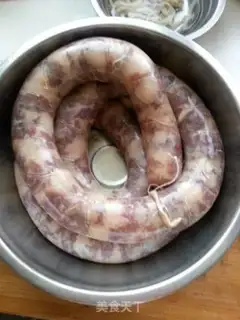 Make Taiwan-style sausage step 4
