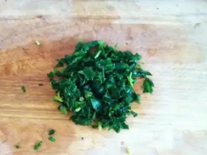 Make Celery leaf corn noodles step 1