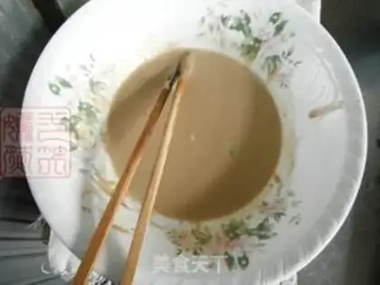 Make Slurpy with a chrysanthemum step 1