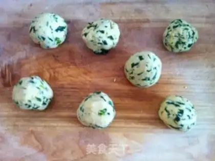 Make Celery leaf corn noodles step 8