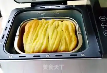 Make A thousand-storey lemon toast step 12