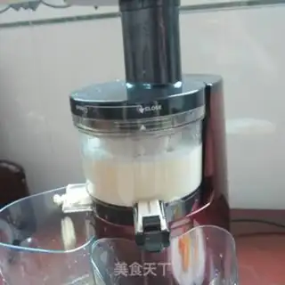 Make Pear summer orange juice step 5