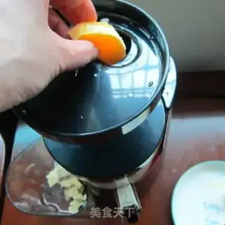 Make Pear summer orange juice step 6