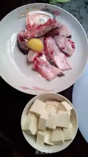 Make Fish tofu soup step 1