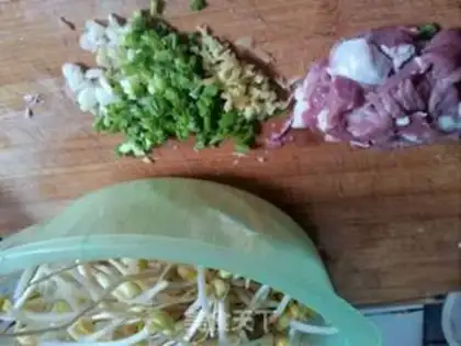 Make Bean sprouts step 3