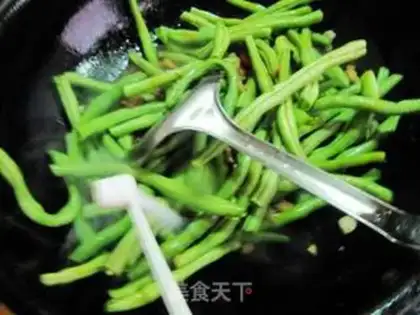 Make ♪ The meat and the beans ♪ step 5