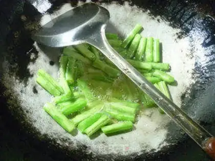 Make Peas with salted potatoes step 2