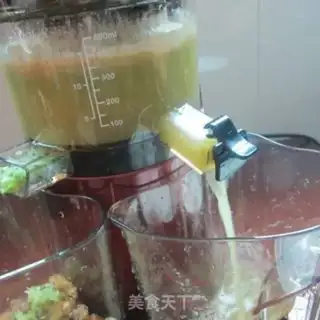 Make Apple cucumber juice step 7