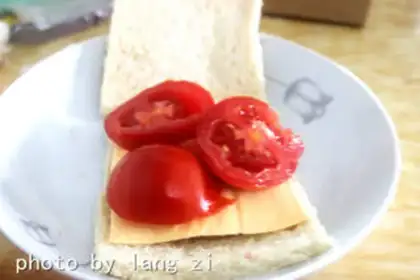Make Breakfast sandwich step 2