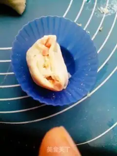 Make Ham onion rolls step 2